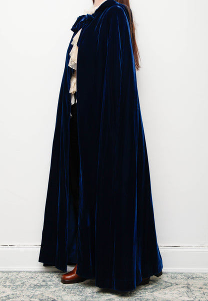 Vintage Gothic Opera Cape – Sapphire Blue Cotton Velvet