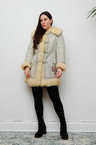 Vintage 70s Zakopane Embroidered Sheepskin Coat – Polish Folklore Bohemian Gem