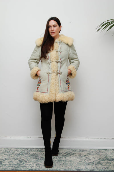Vintage 70s Zakopane Embroidered Sheepskin Coat – Polish Folklore Bohemian Gem