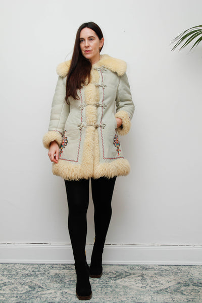 Vintage 70s Zakopane Embroidered Sheepskin Coat – Polish Folklore Bohemian Gem