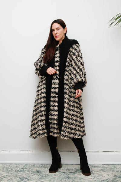 Vintage 1980s Checked Wool Coat – Poet Sleeve Bohemian Swing Jacket