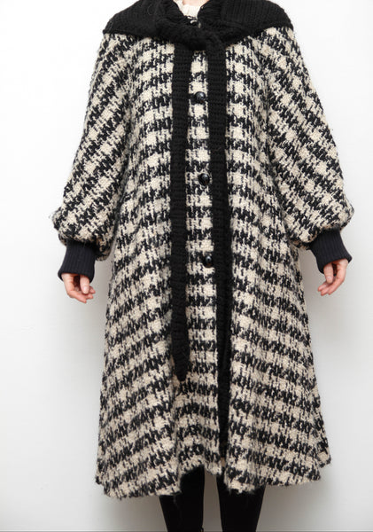 Vintage 1980s Checked Wool Coat – Poet Sleeve Bohemian Swing Jacket