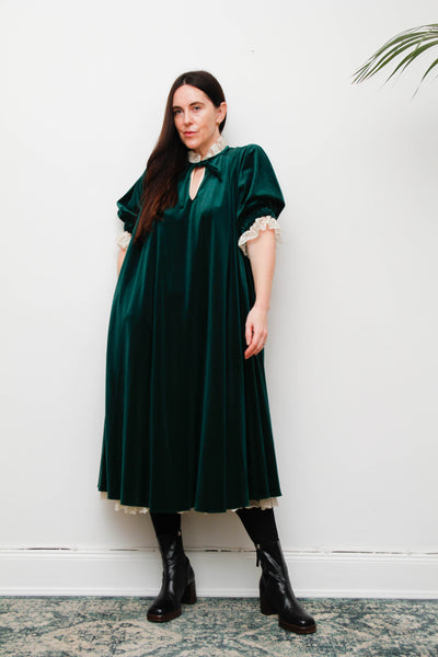 Rare Forest Green Velvet Quad Dress with Lace High Collar