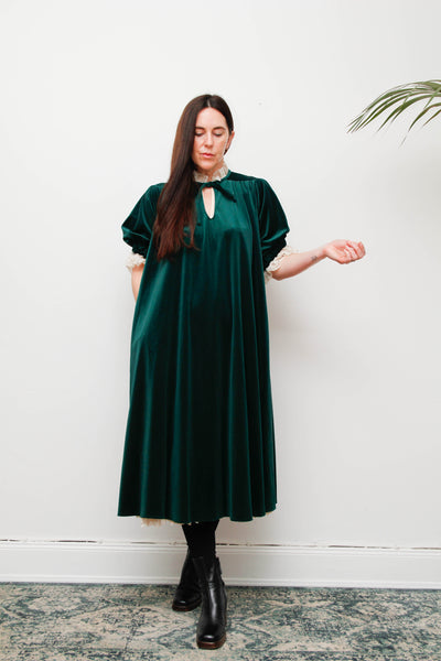 Rare Forest Green Velvet Quad Dress with Lace High Collar