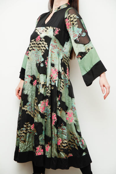 Vintage Oriental Green Satin Kaftan Dress with Kimono Sleeves & Gold Paisley Print