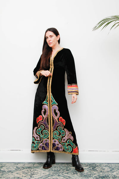 Rare Vintage Black Velvet Embroidered Kaftan Dress – Gothic Bohemian Treasure