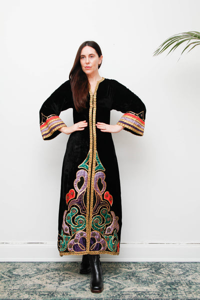 Rare Vintage Black Velvet Embroidered Kaftan Dress – Gothic Bohemian Treasure