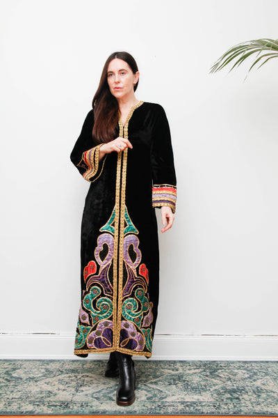 Rare Vintage Black Velvet Embroidered Kaftan Dress – Gothic Bohemian Treasure