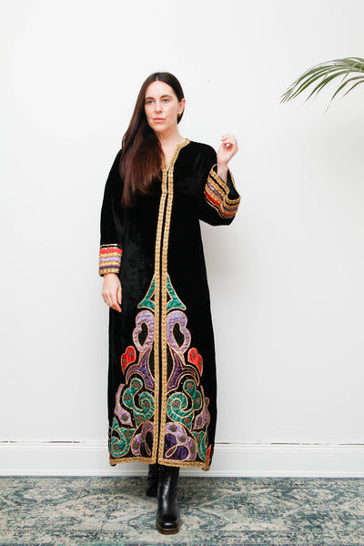 Rare Vintage Black Velvet Embroidered Kaftan Dress – Gothic Bohemian Treasure