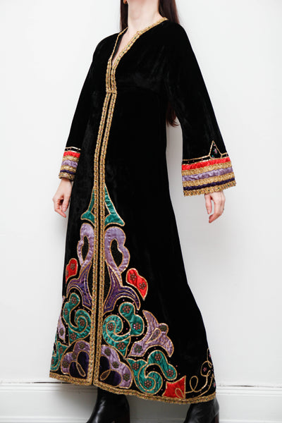 Rare Vintage Black Velvet Embroidered Kaftan Dress – Gothic Bohemian Treasure