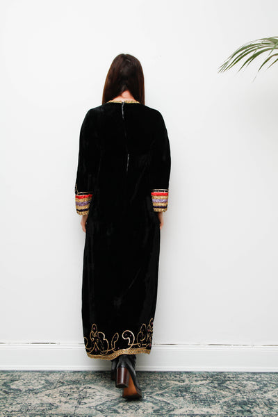 Rare Vintage Black Velvet Embroidered Kaftan Dress – Gothic Bohemian Treasure