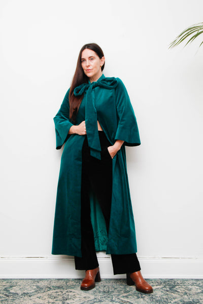 1950s Royal Green Cotton Velvet Opera Coat with Bow Neck Tie