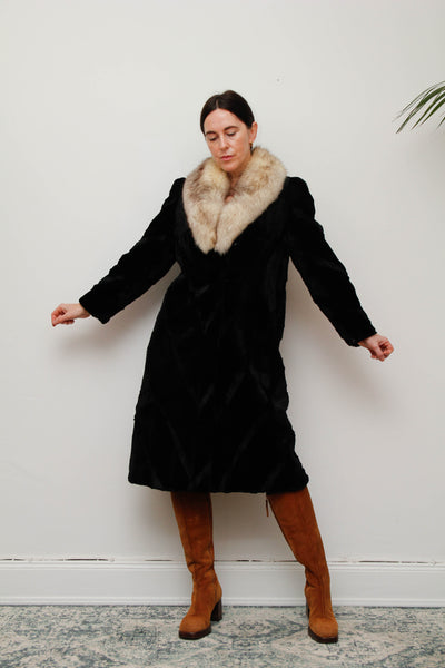 Luxurious Vintage Black Fur Coat with Silver Fox Trim