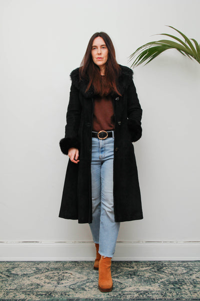 Vintage Sheepskin Suede Coat – Black Fur Collar, Belted Luxury, 100% Real Suede & Sheepskin
