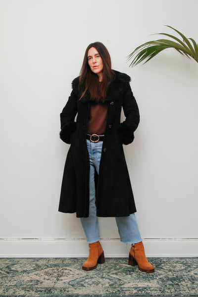 Vintage Sheepskin Suede Coat – Black Fur Collar, Belted Luxury, 100% Real Suede & Sheepskin
