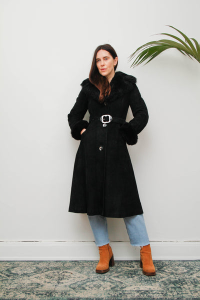Vintage Sheepskin Suede Coat – Black Fur Collar, Belted Luxury, 100% Real Suede & Sheepskin
