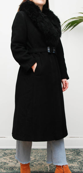 Vintage Gothic Wool Coat with Black Fur Collar