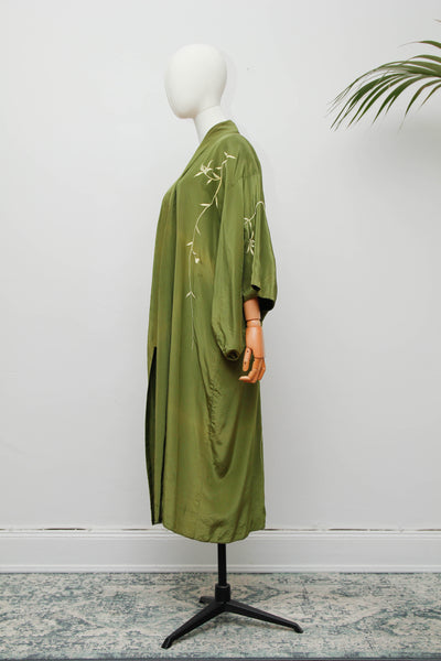 Vintage Oriental Green Satin Kimono with Kaftan Sleeves