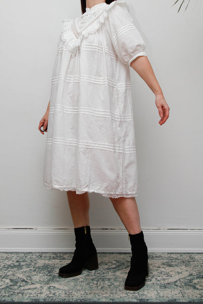 Vintage 1970s Indian Cotton Smock Dress - White Embroidered Ruffle Yoke