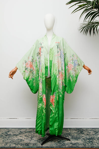 1940s Oriental Silk Kimono, Kaftan Chrysanthemum Floral Vintage Robe