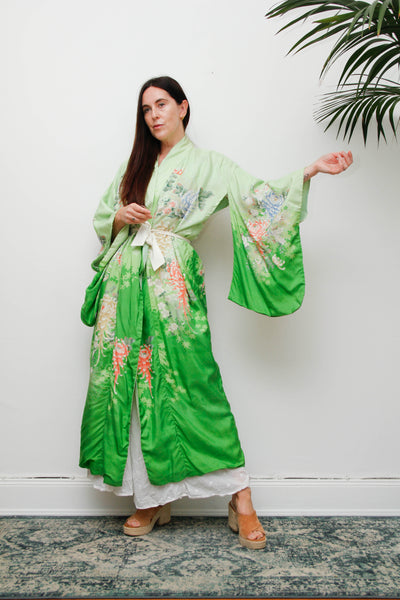 1940s Oriental Silk Kimono, Kaftan Chrysanthemum Floral Vintage Robe