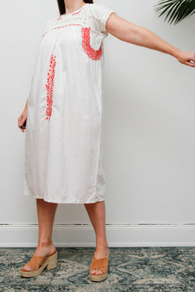 Vintage 1970s Oaxacan Mexican Dress, White Embroidered Cotton Midi