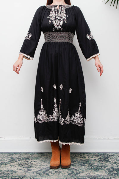 Vintage Hungarian Embroidered Cotton Dress