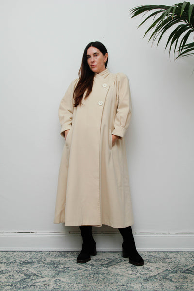 Rare Vintage 1980s Cream Wool Coat, Dramatic Poet Sleeves & Swing Silhouette