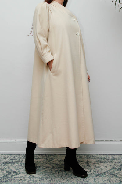 Rare Vintage 1980s Cream Wool Coat, Dramatic Poet Sleeves & Swing Silhouette