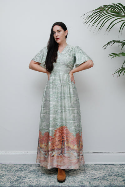 Vintage Autumnal Scenic Kaftan Maxi Dress