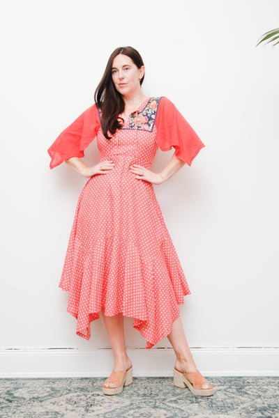 1970s Vintage Patchwork Floral Dress | Boho Handkerchief Hem Cotton Maxi – Red & White with Gauze Kaftan Sleeves