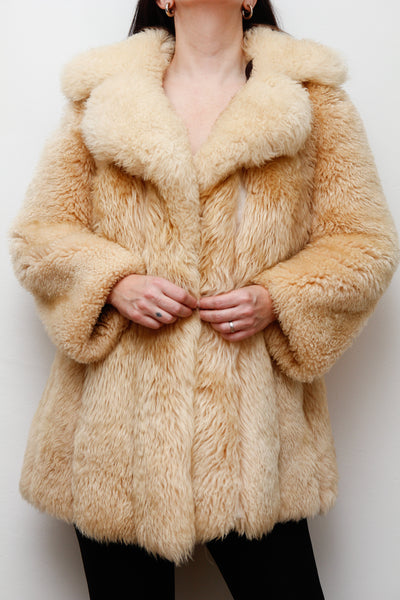 1970's Cream Lamb Shearling Fluffy Sheepskin Coat