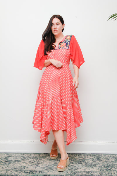 1970s Vintage Patchwork Floral Dress | Boho Handkerchief Hem Cotton Maxi – Red & White with Gauze Kaftan Sleeves