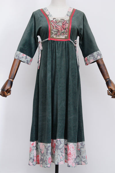 1970's Rare Velvet Romantic Tapestry Victorian Floral  Dress