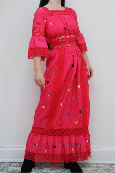 1970's Pink Floral Cotton Lace Mexican Kaftan Dress