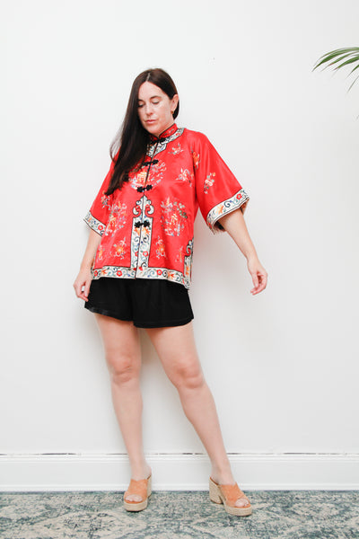 1930's Rare Antique Oriental Silk Kimono Robe Jacket | Hand-Embroidered Red Silk with Floral Scenic Design – Boho Kaftan Sleeves