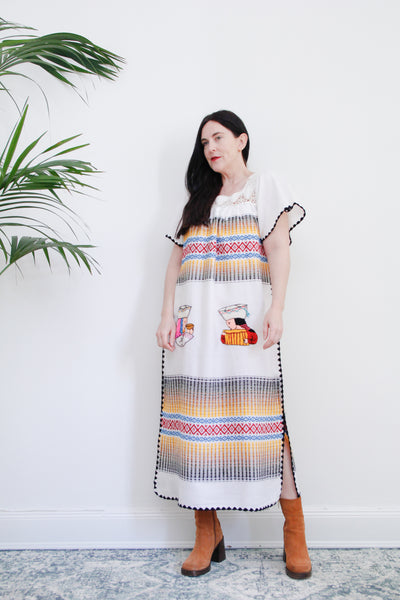 1970's Traditional Oaxacan South American Dress