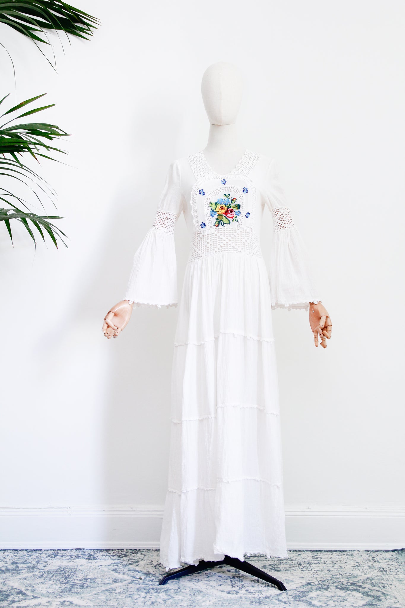 Vintage Cream Cotton Floral Cheesecloth Maxi Kaftan Dress