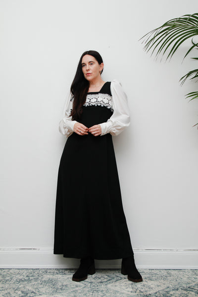 Vintage Gothic Floral Crochet Lace Maxi Dress