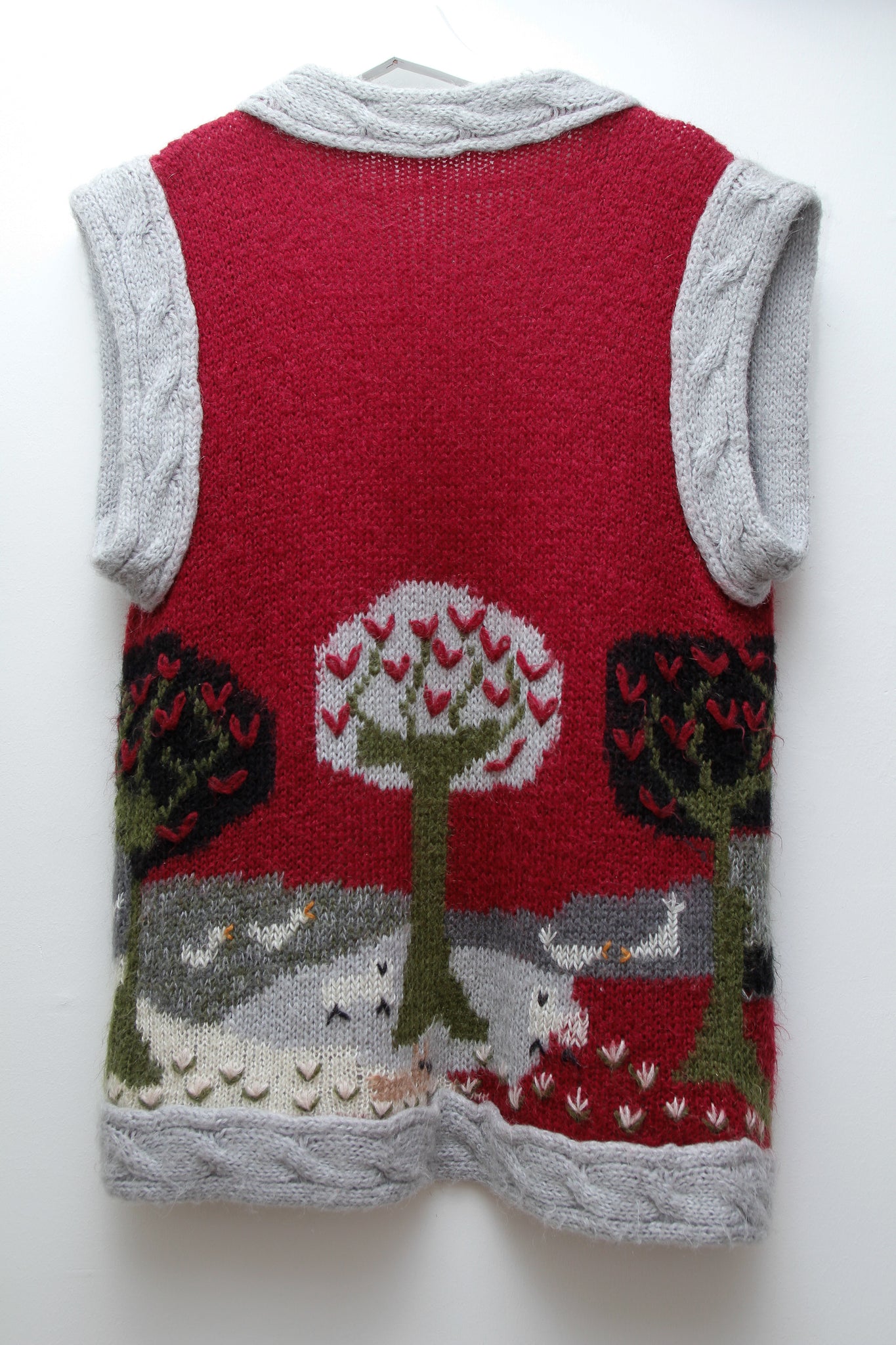 Vintage Hand Knitted Scenic Wool Gilet
