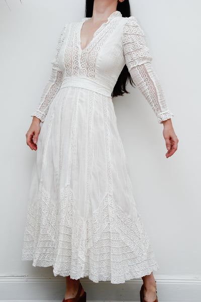 1970's White  Wedding Floral Cotton Lace Mexican Kaftan Dress