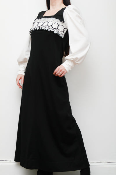 Vintage Gothic Floral Crochet Lace Maxi Dress