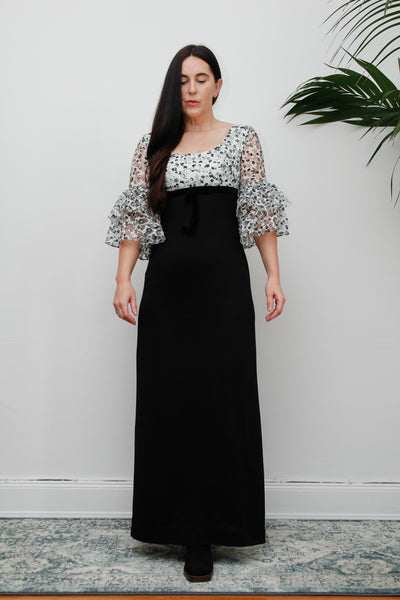 Vintage Gothic Lace Velvet Maxi Dress