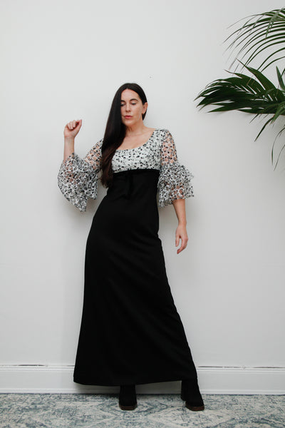 Vintage Gothic Lace Velvet Maxi Dress