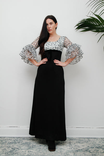 Vintage Gothic Lace Velvet Maxi Dress