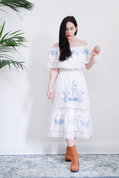 1970's Mexican Folklore Floral Lace Carmen Off The Shoulder Dress