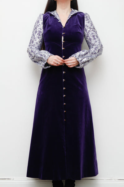 Vintage Purple Velvet Hooded Floral Maxi Dress