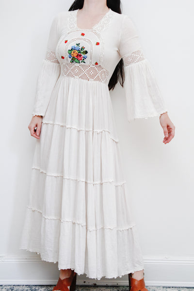 Traditional 1970's Cotton Lace Flute Sleeve Floral Dress