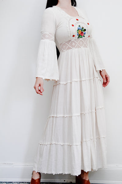 Traditional 1970's Cotton Lace Flute Sleeve Floral Dress