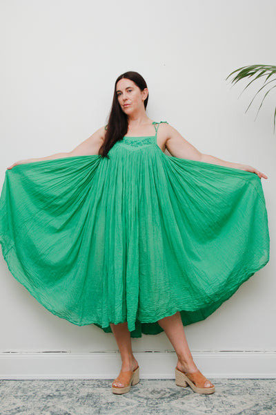 1970s Indian Gauze Cotton Dress – Vintage Green Boho Smock with Adjustable Sun Straps